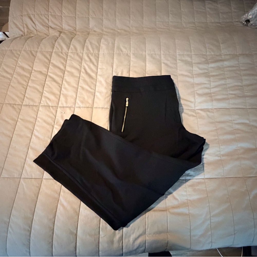 Black trousers. The nicest trousers I have ever owned. Flattering style.